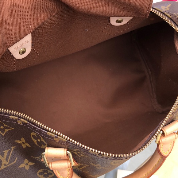 Authentic Louis Vuitton 30 - Picture 7 of 8